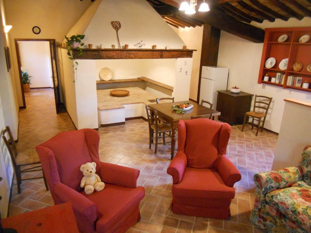 Gasthof Podere Pian Dei Gelsi Volterra